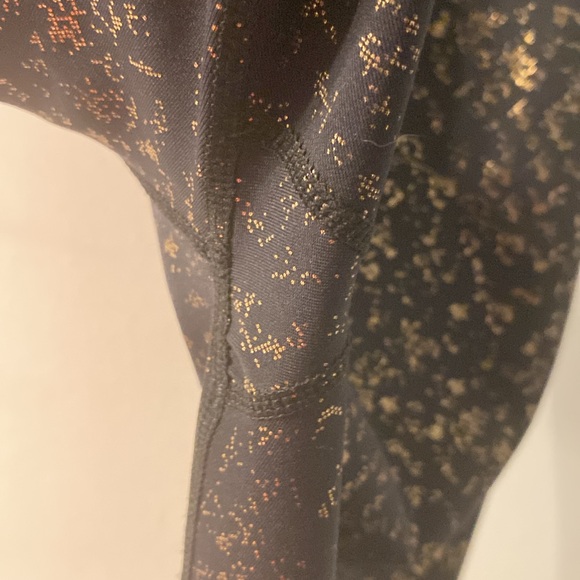ZYIA Active Black Rose Gold Flake Light n Tight Hi-Rise Legging Size 12 - Picture 10 of 12